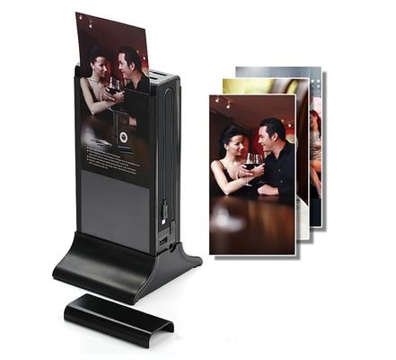 Black 10 inch High Capacity Battery Desktop Small Advertising Player with Charging Station